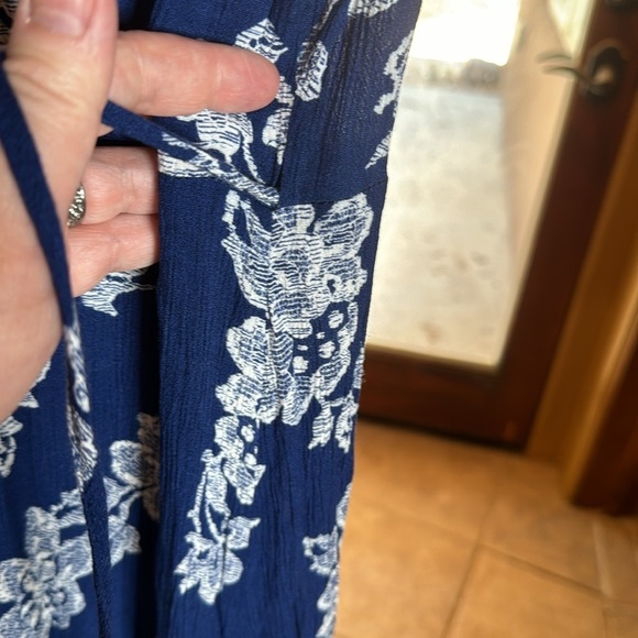 Lulu’s Heart of Marigold Navy Blue Floral Print Wrap Maxi Dress Size XS - Picture 11 of 11